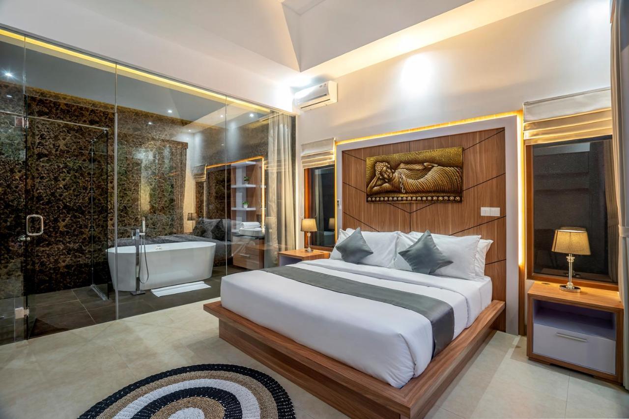 Puri Keraton Seminyak Villa ภายนอก รูปภาพ