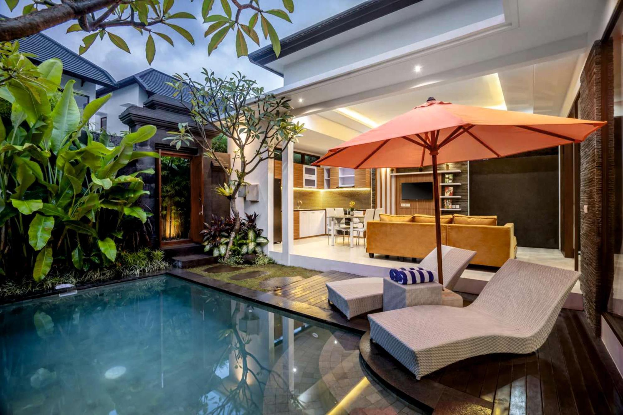 Puri Keraton Seminyak Villa ภายนอก รูปภาพ